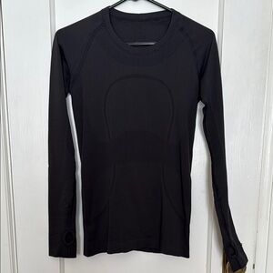 Lululemon Swiftly Tech Black Long Sleeve Women's Top
